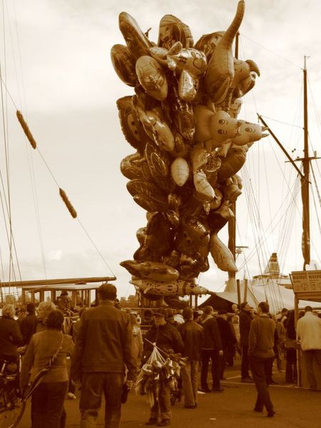 08 mummin balloons